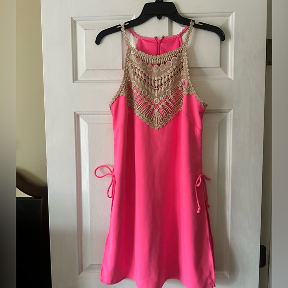 Lilly Pulitzer Pearl Romper, hot pink with gold detail, skort, size 8, Barbie - Picture 2 of 9